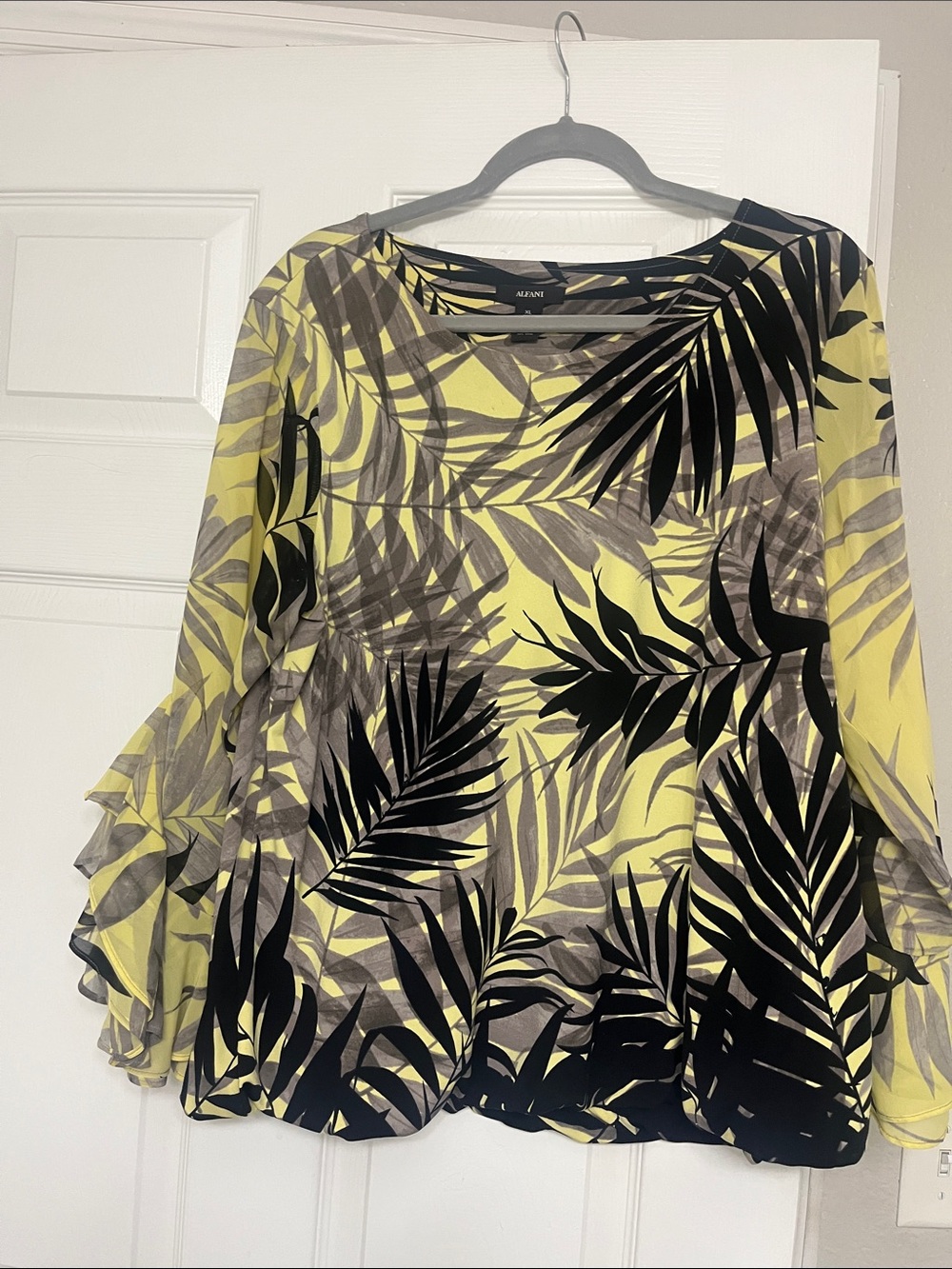 Alfani Yellow Tropical Leaf Ruffle-Sleeve Blouse